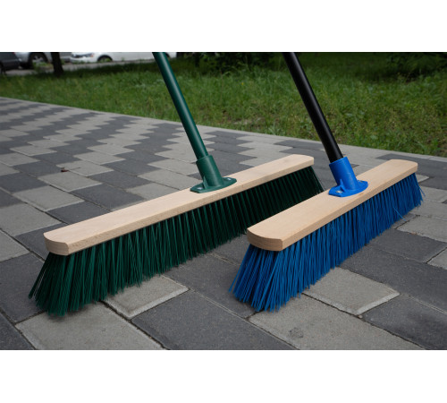 Щетка уличная W600/1.2.2, 60 см с пластиковым креплением PET WERK
