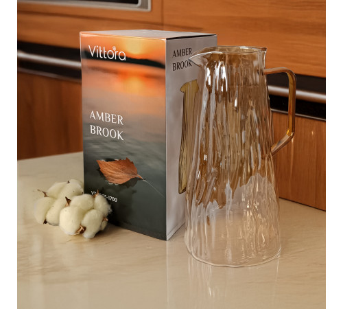 Глечик скляний VT-5905-1700 Amber Brook  1,7L Vittora