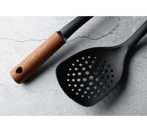 Лопатка с отверстиями орех GT-5803 GUSTO